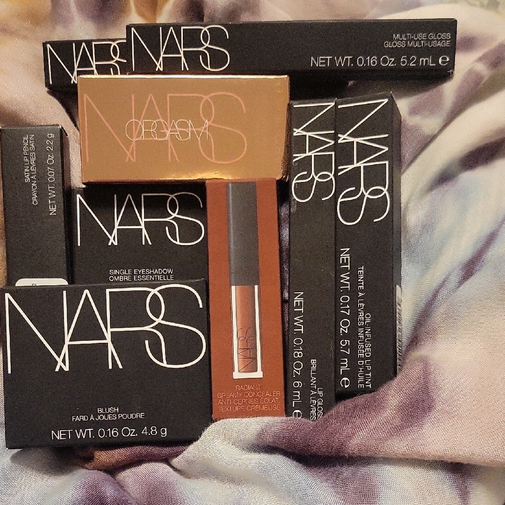 NARS Creamy Lip Gloss - Gold